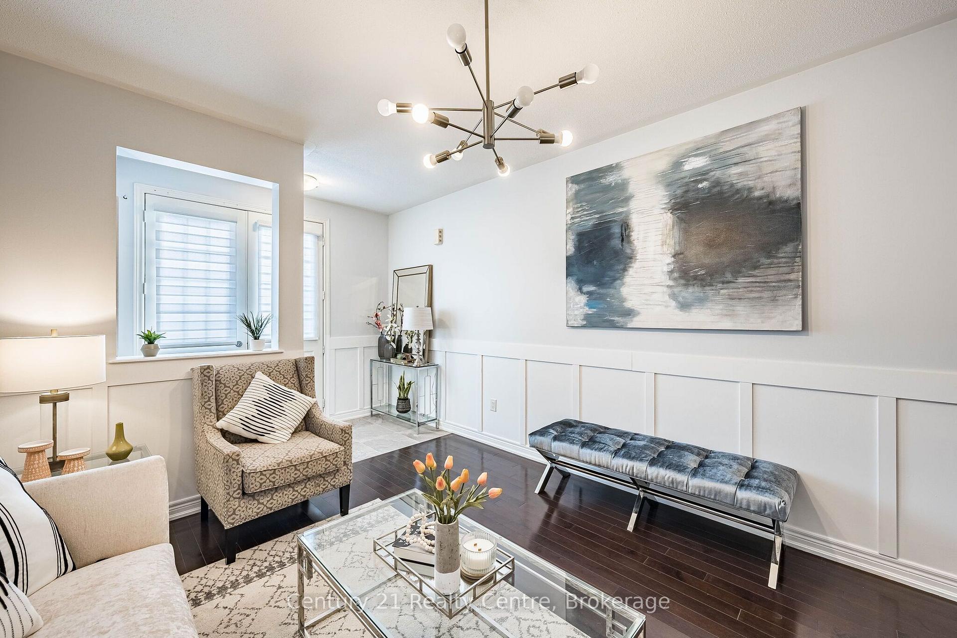 Photo 14 of 355 Royal West Drive W, Brampton, Credit Valley — HOMEH