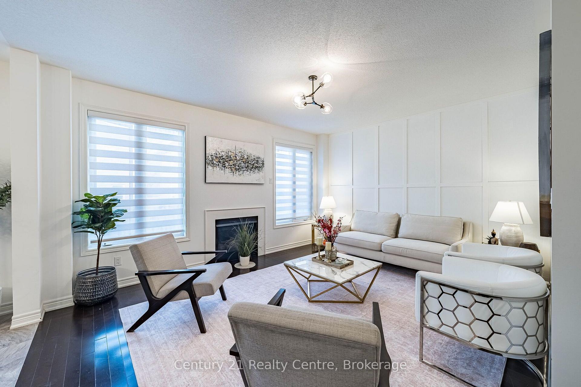 Photo 18 of 355 Royal West Drive W, Brampton, Credit Valley — HOMEH