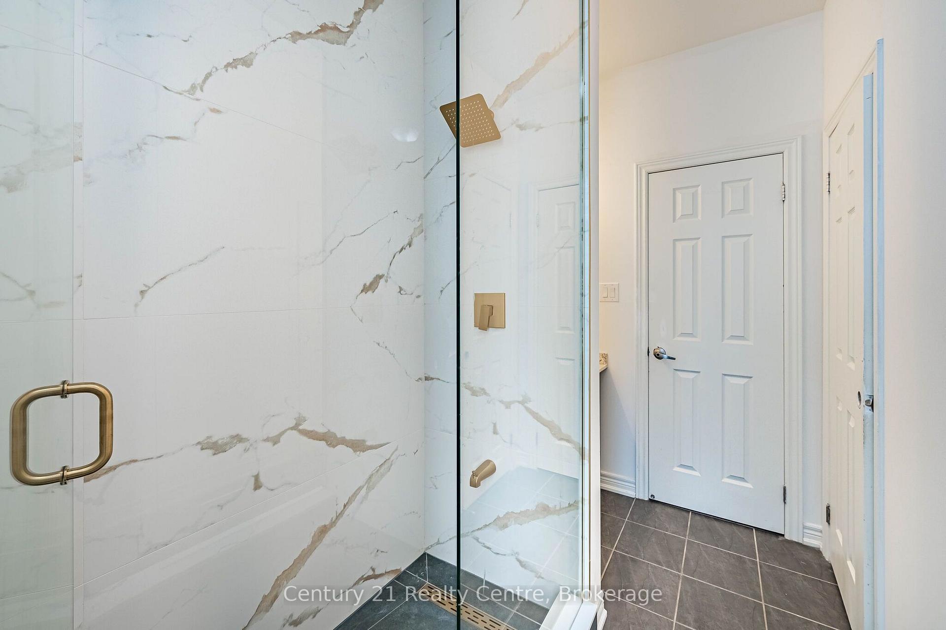 Photo 60 of 355 Royal West Drive W, Brampton, Credit Valley — HOMEH