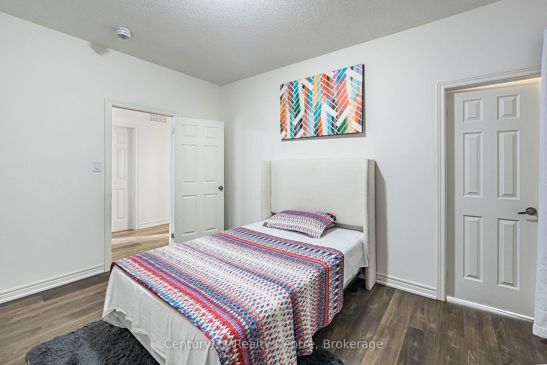 Photo 63 of 355 Royal West Drive W, Brampton, Credit Valley — HOMEH
