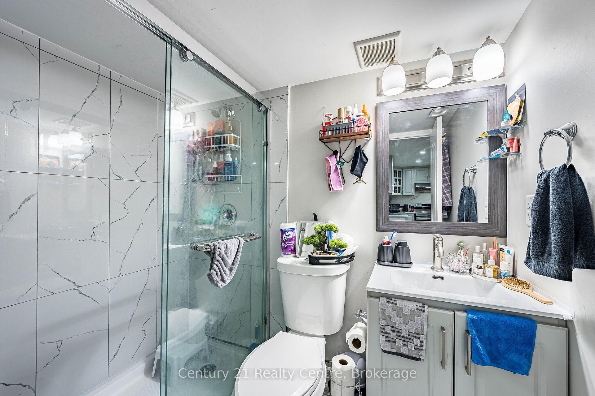 Photo 72 of 355 Royal West Drive W, Brampton, Credit Valley — HOMEH