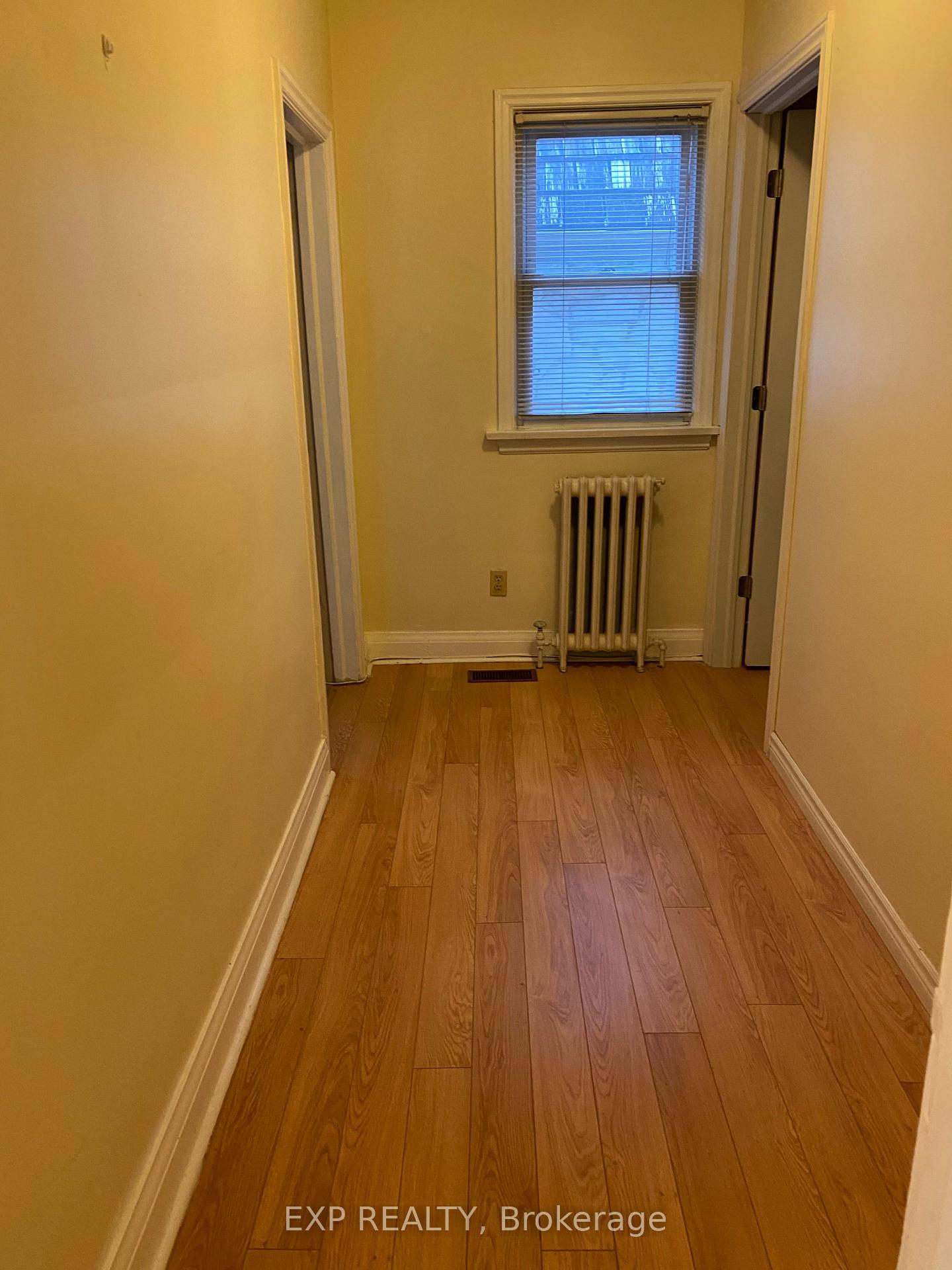 Photo 18 of Unit #WEST, 1ST, 2 South Drive, St. Catharines, Old Glenridge — HOMEH