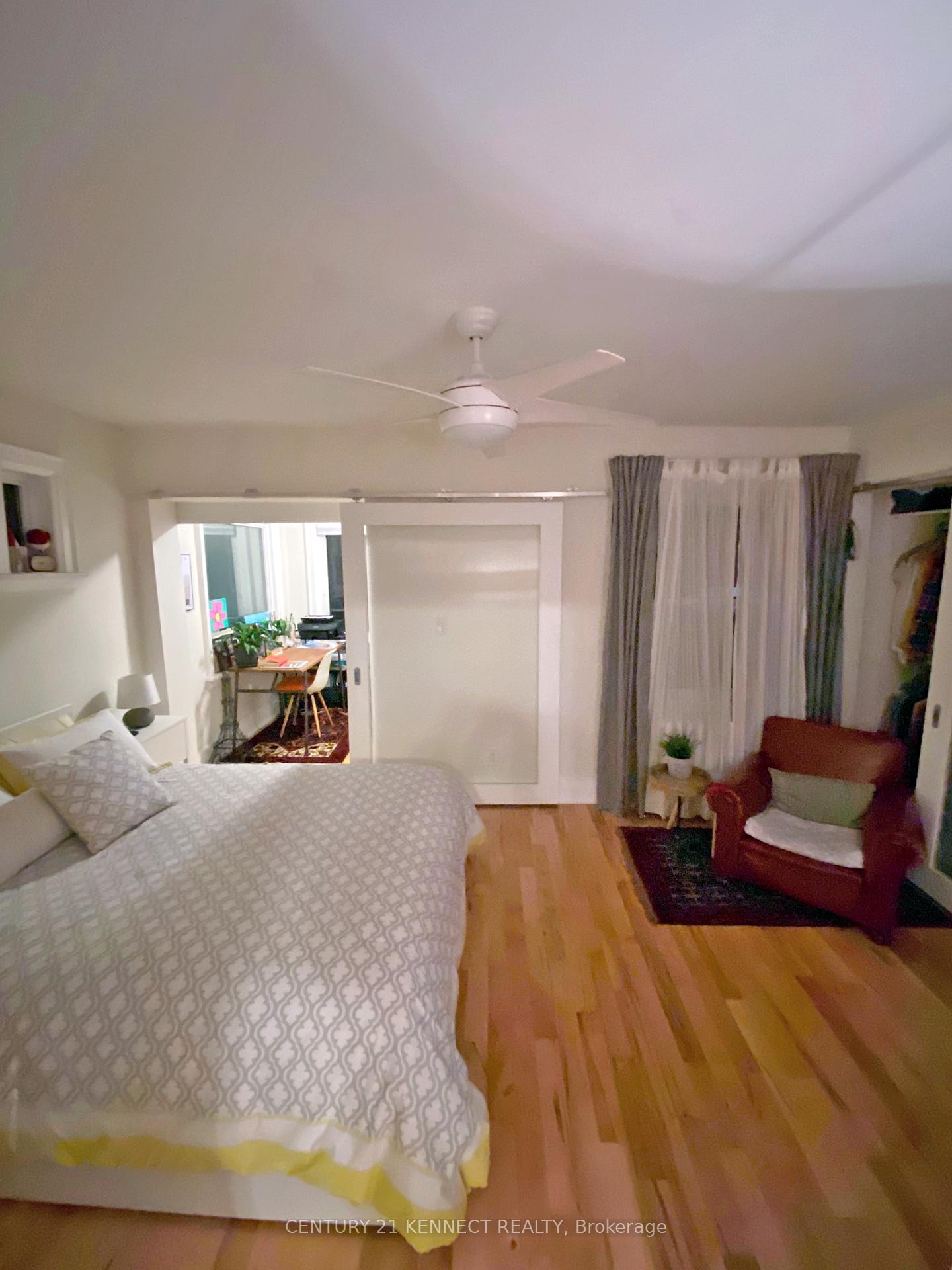 Photo 8 of Unit First Floor, 279 St Clair Avenue, Toronto, Rosedale-Moore Park — HOMEH