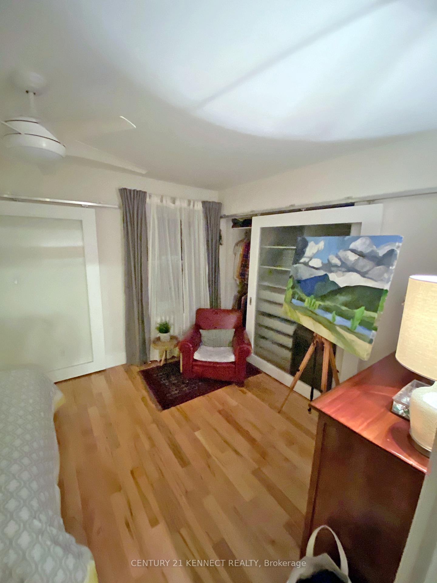 Photo 9 of Unit First Floor, 279 St Clair Avenue, Toronto, Rosedale-Moore Park — HOMEH