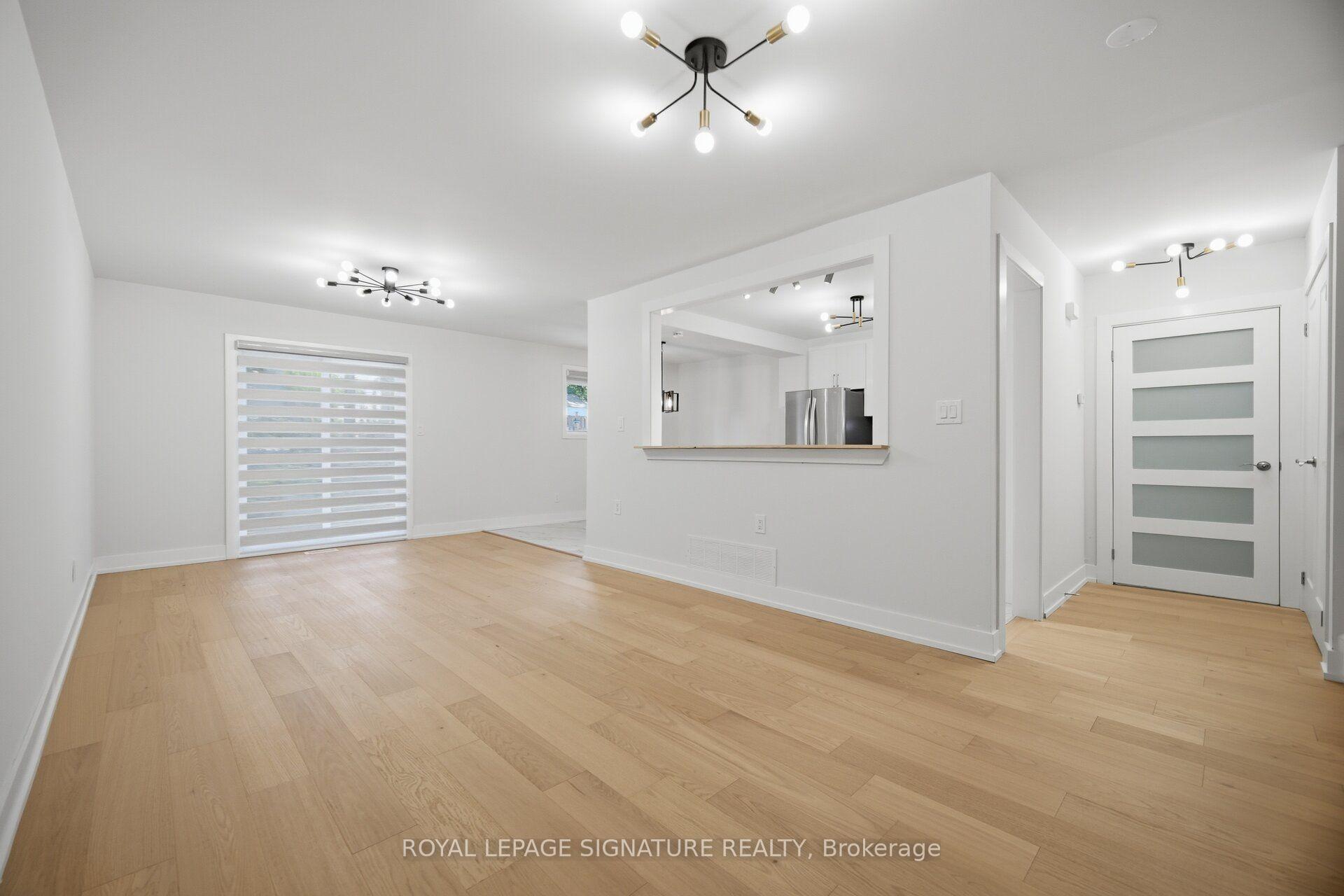 Photo 10 of 2599 Lundene Road, Mississauga, Clarkson — HOMEH