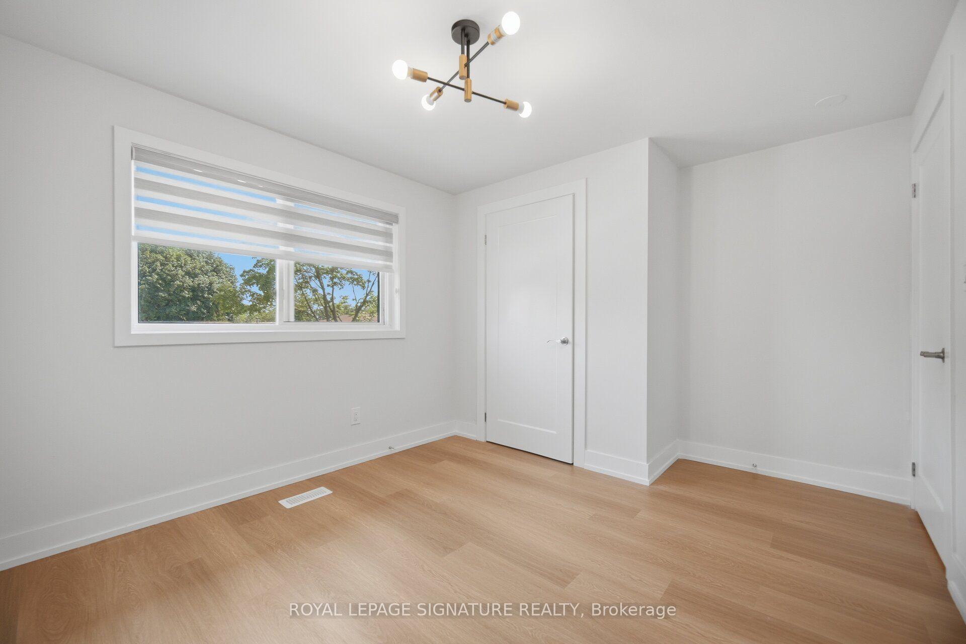 Photo 14 of 2599 Lundene Road, Mississauga, Clarkson — HOMEH