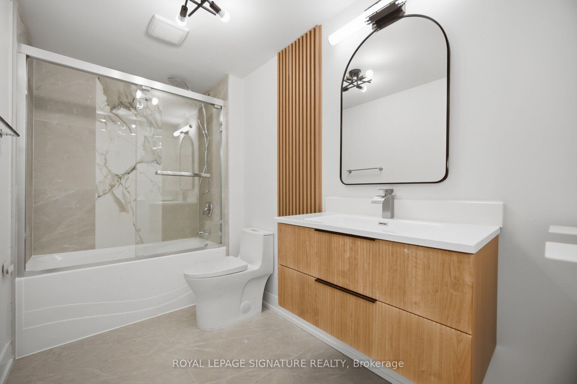 Photo 17 of 2599 Lundene Road, Mississauga, Clarkson — HOMEH