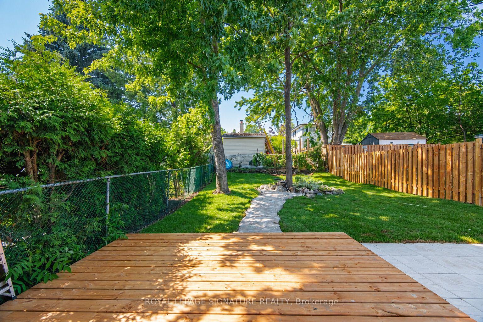 Photo 29 of 2599 Lundene Road, Mississauga, Clarkson — HOMEH