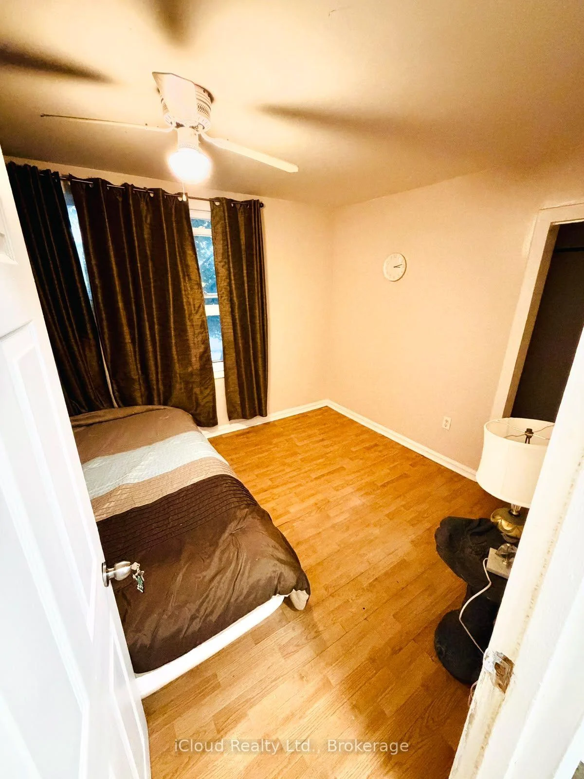 Photo 4 of Unit Main, 1176 Cannon Street E, Hamilton, Crown Point — HOMEH