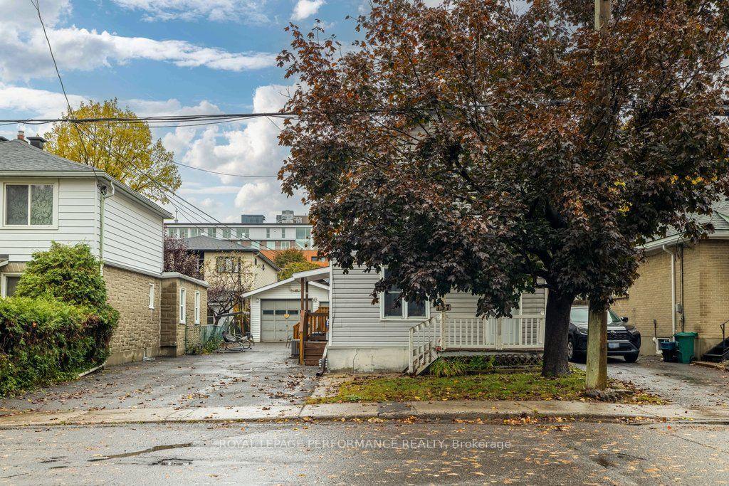 Photo 2 of 137 Genest Street, Ottawa, Vanier — HOMEH