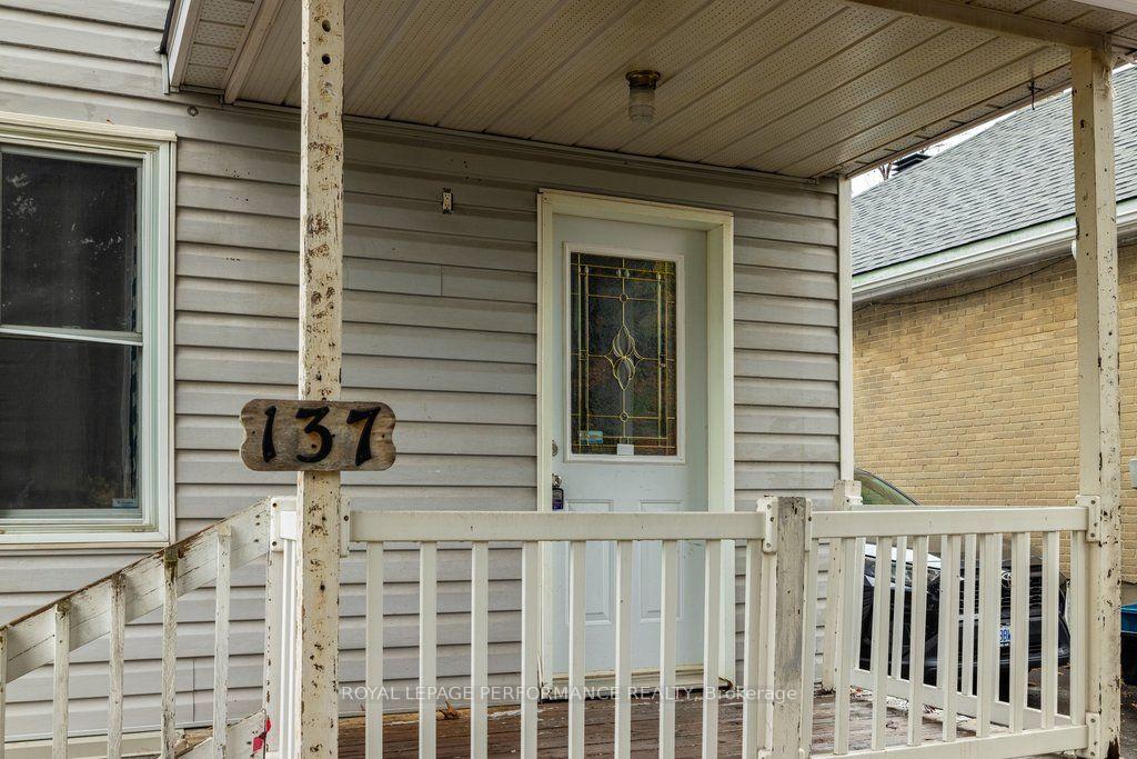 Photo 3 of 137 Genest Street, Ottawa, Vanier — HOMEH