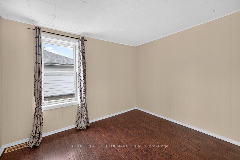 Photo 21 of 137 Genest Street, Ottawa, Vanier — HOMEH