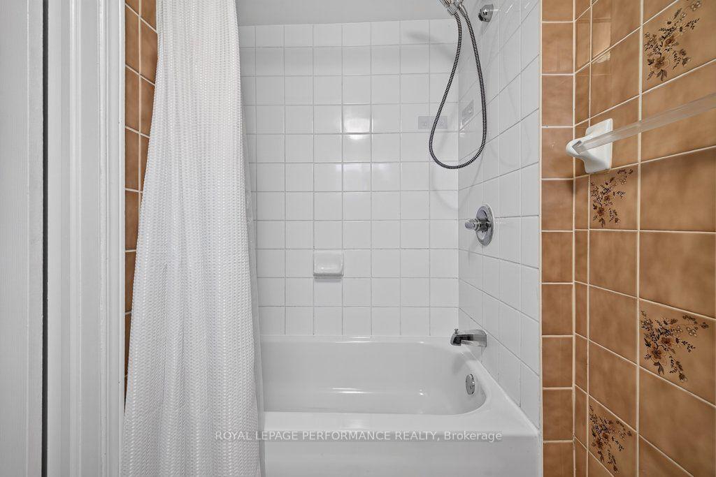 Photo 24 of 137 Genest Street, Ottawa, Vanier — HOMEH