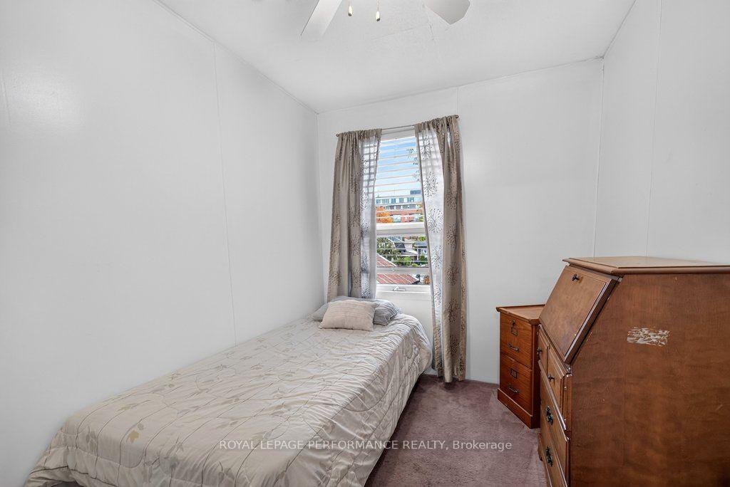 Photo 38 of 137 Genest Street, Ottawa, Vanier — HOMEH