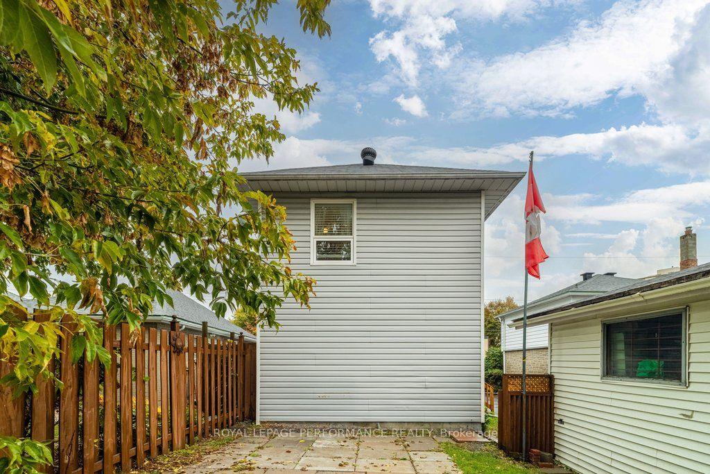 Photo 46 of 137 Genest Street, Ottawa, Vanier — HOMEH