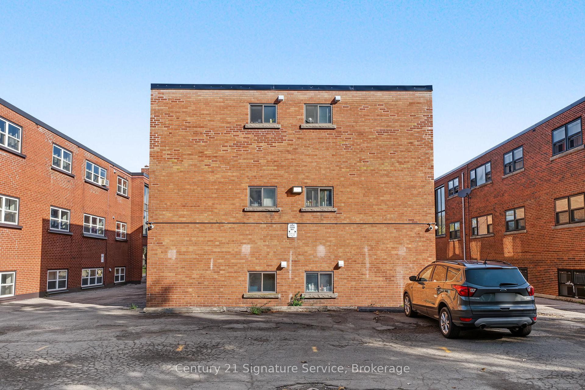 Photo 21 of 1254 Fennell Avenue E, Hamilton, Huntington — HOMEH