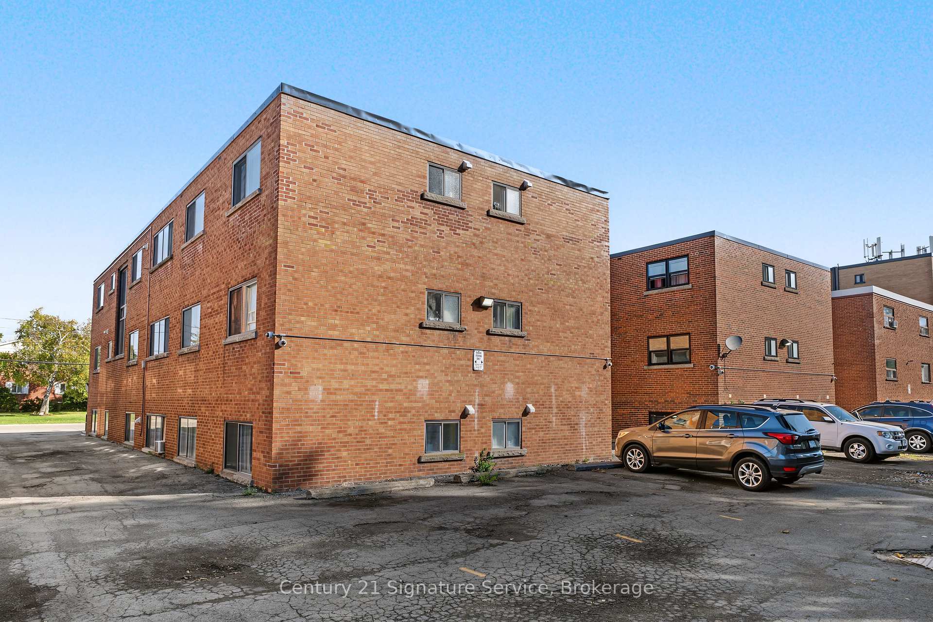 Photo 22 of 1254 Fennell Avenue E, Hamilton, Huntington — HOMEH