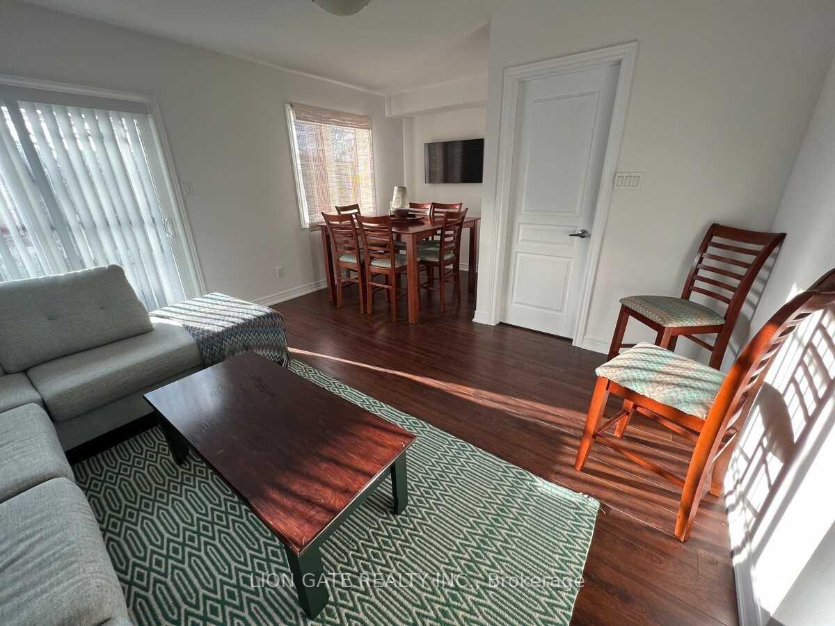 Photo 21 of 46 Rabbit Lane, Etobicoke, Eringate-Centennial-West Deane — HOMEH