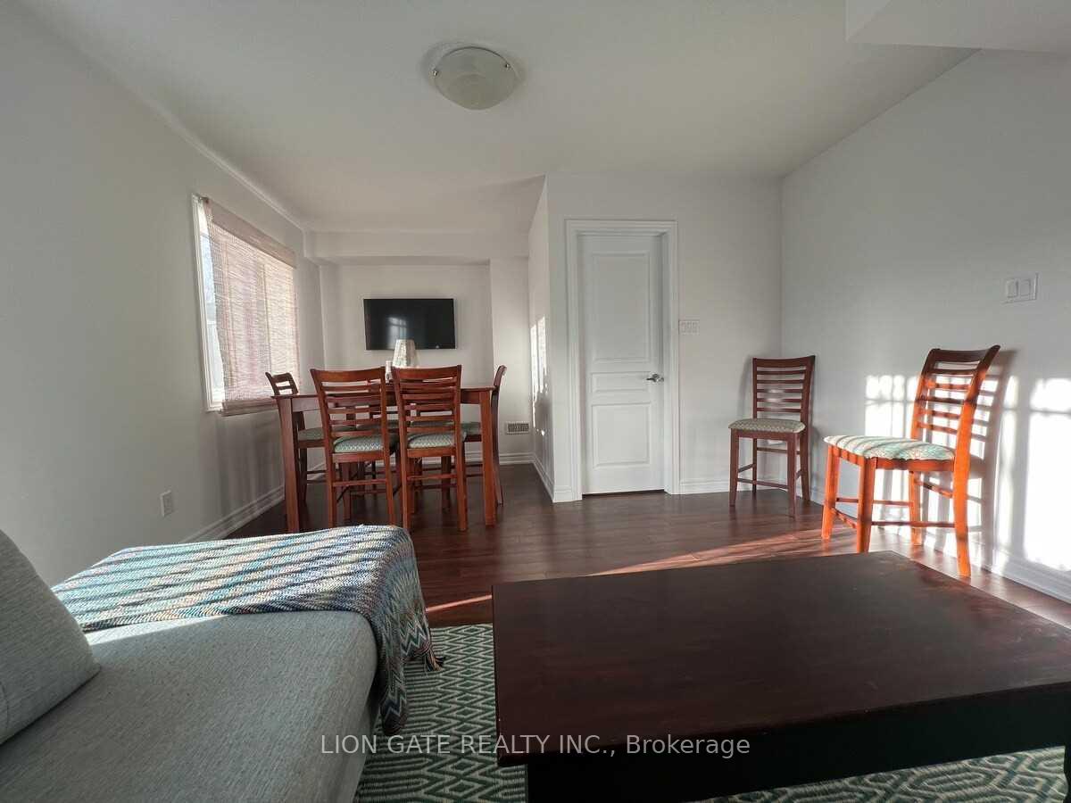 Photo 22 of 46 Rabbit Lane, Etobicoke, Eringate-Centennial-West Deane — HOMEH