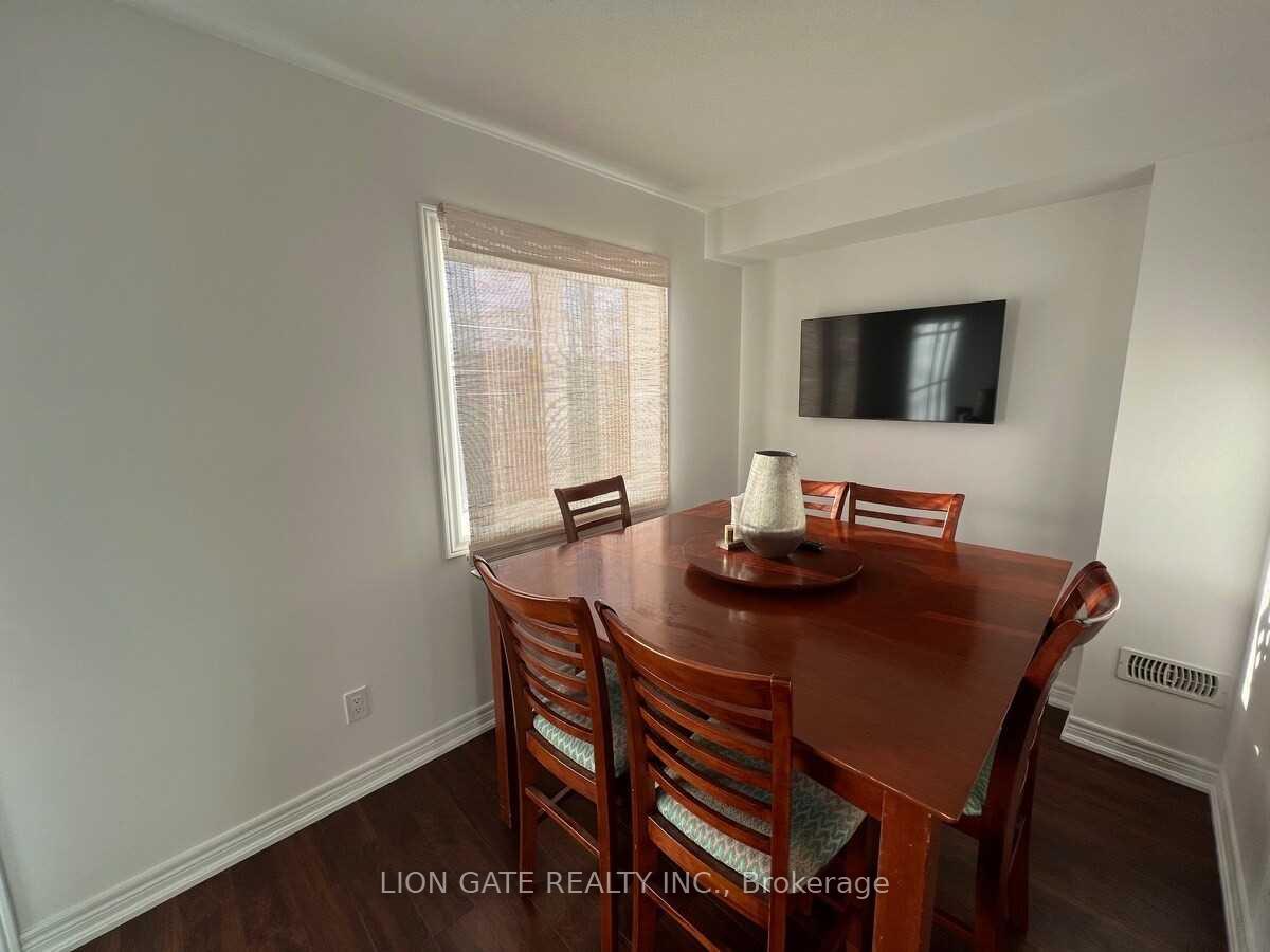 Photo 23 of 46 Rabbit Lane, Etobicoke, Eringate-Centennial-West Deane — HOMEH