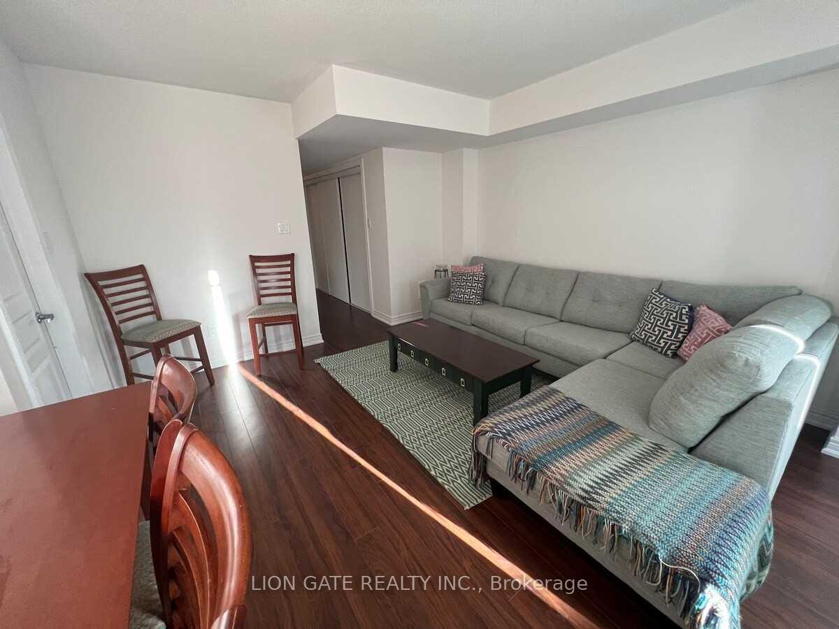 Photo 24 of 46 Rabbit Lane, Etobicoke, Eringate-Centennial-West Deane — HOMEH