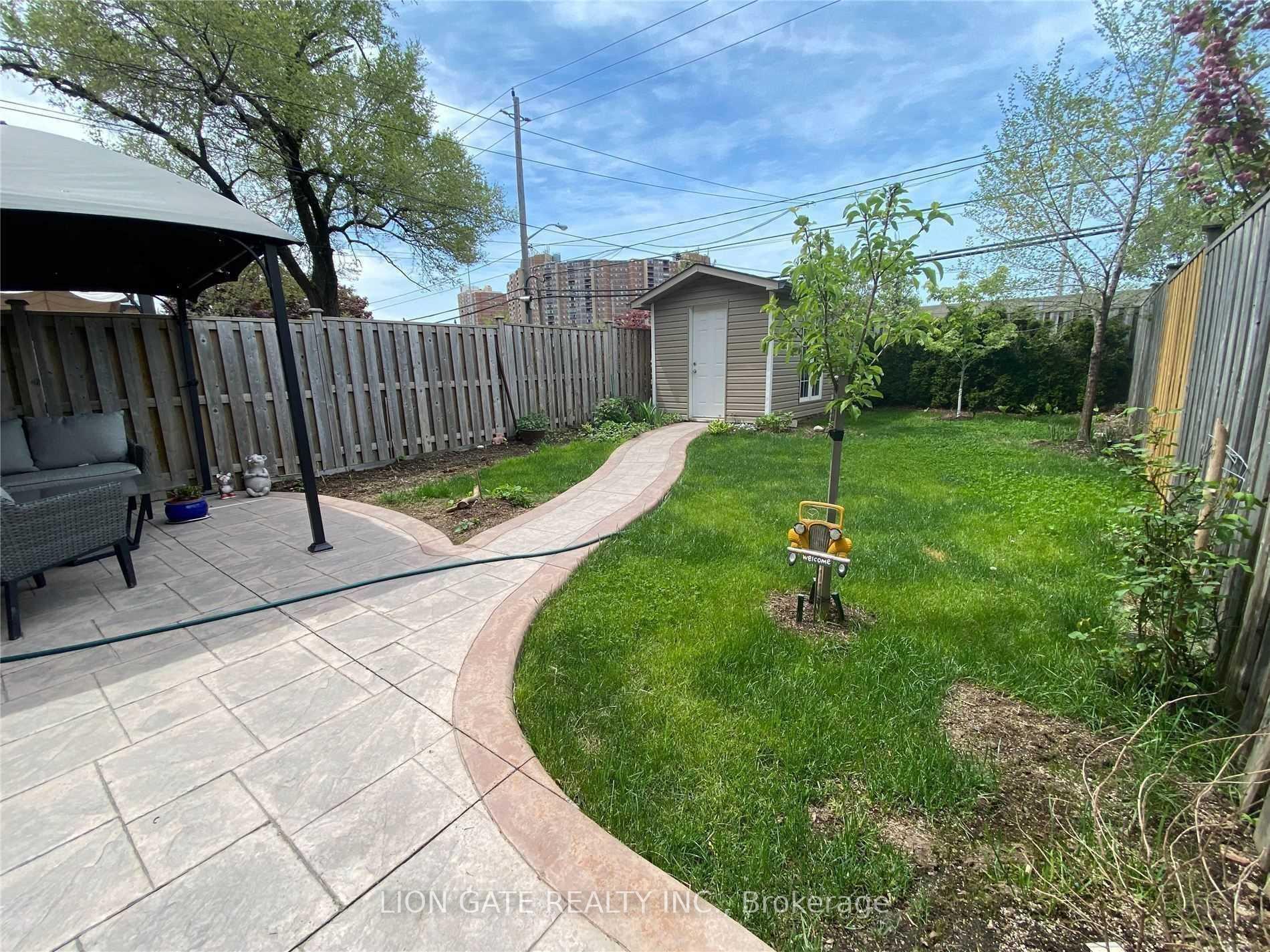 Photo 35 of 46 Rabbit Lane, Etobicoke, Eringate-Centennial-West Deane — HOMEH