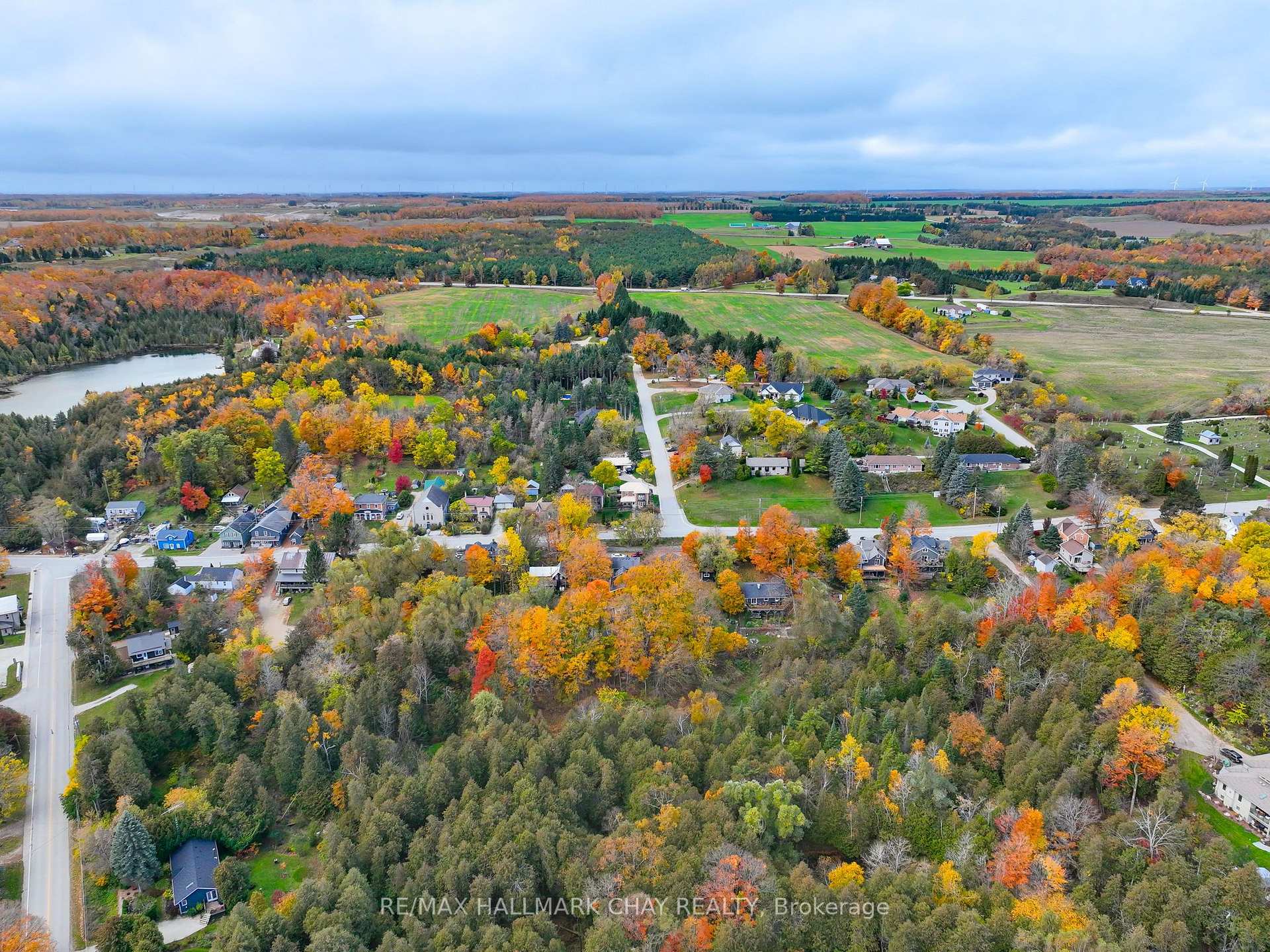 Photo 35 of 197 Main Street, Melancthon, Rural Melancthon — HOMEH