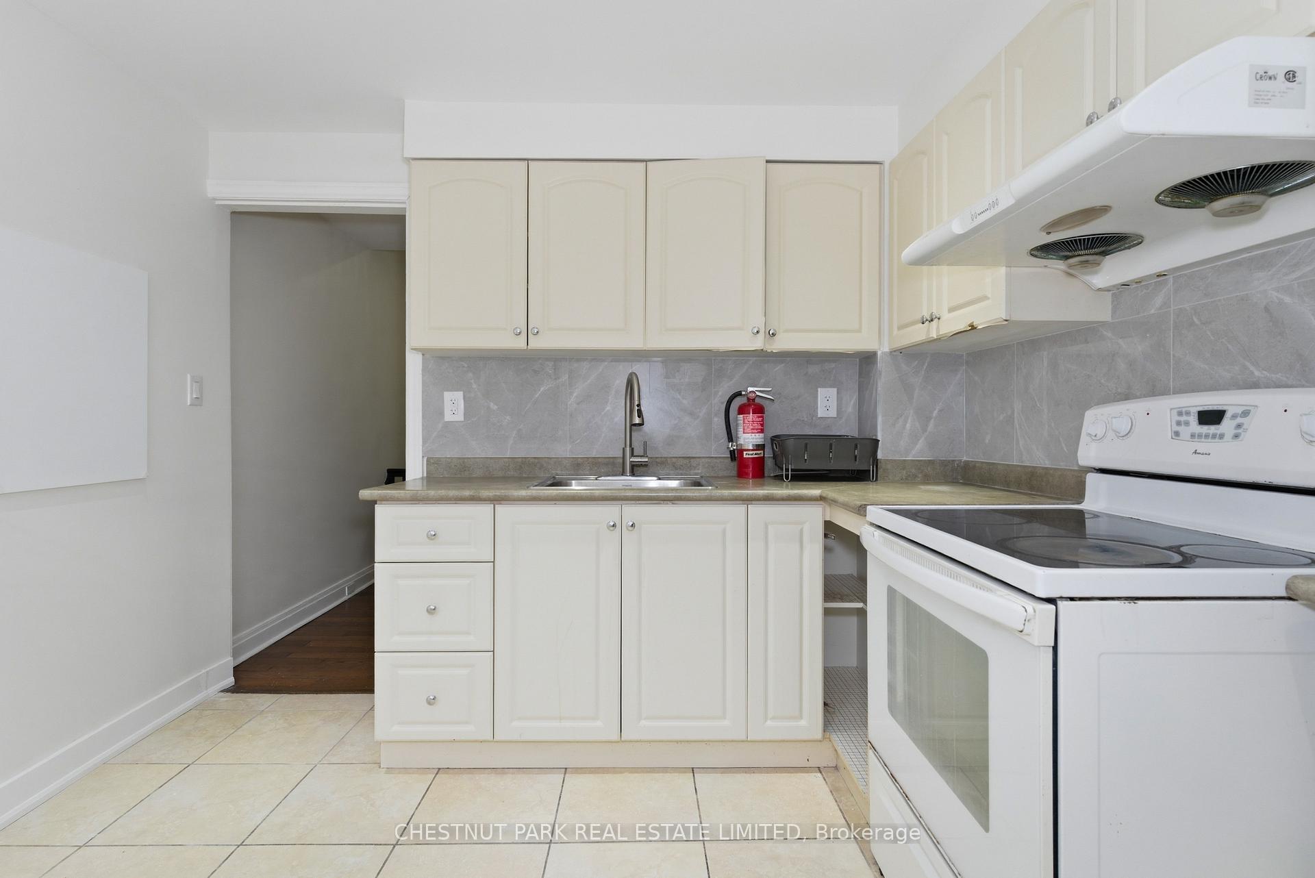 Photo 17 of 41 Roncesvalles Avenue, Toronto, Roncesvalles — HOMEH