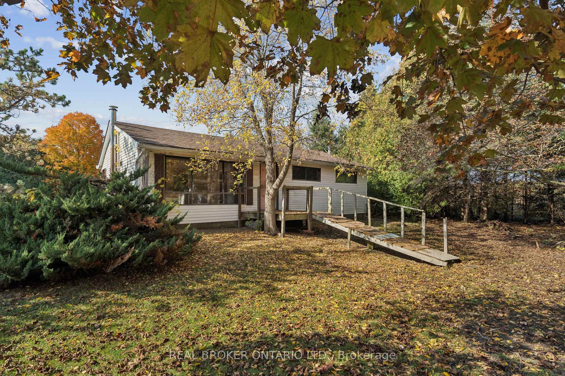 Photo 3 of 5649 25 Side Road, Milton, Rural Nassagaweya — HOMEH