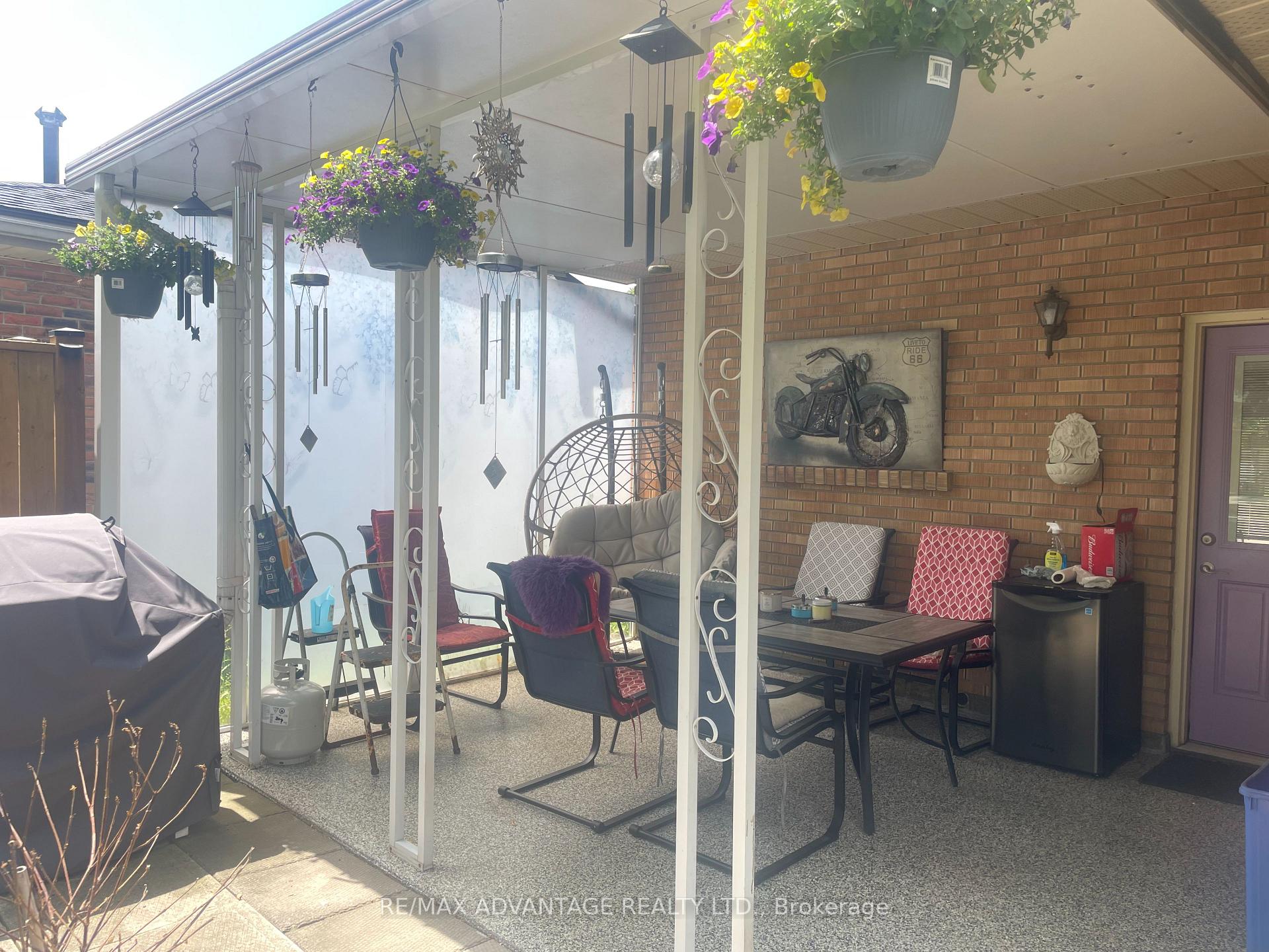Photo 4 of 776 Dundalk Drive, London, South Q — HOMEH