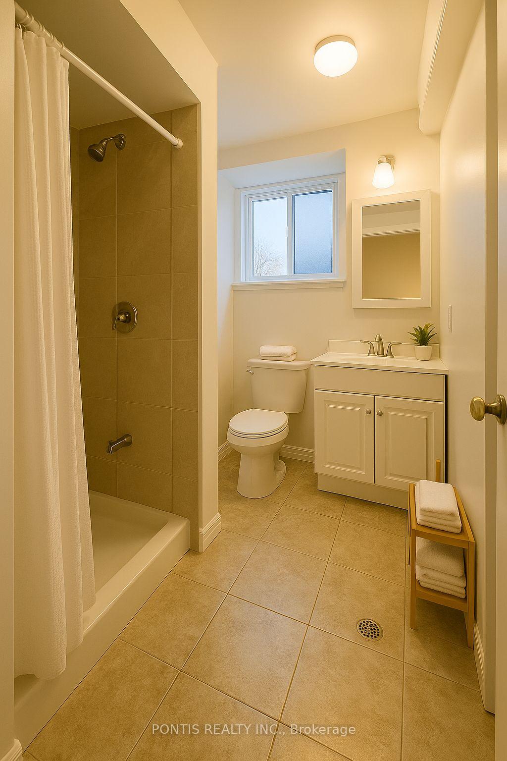 Photo 6 of Unit Bsmt, 3408 Monica Drive, Mississauga, Malton — HOMEH