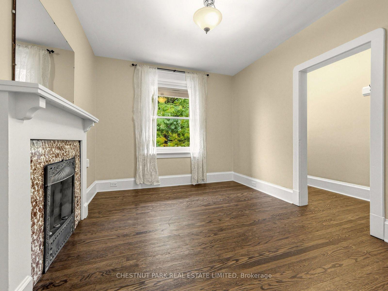 Photo 4 of 148 Felstead Avenue, Toronto, Greenwood-Coxwell — HOMEH