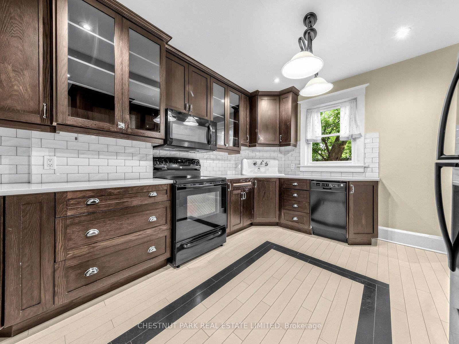 Photo 14 of 148 Felstead Avenue, Toronto, Greenwood-Coxwell — HOMEH