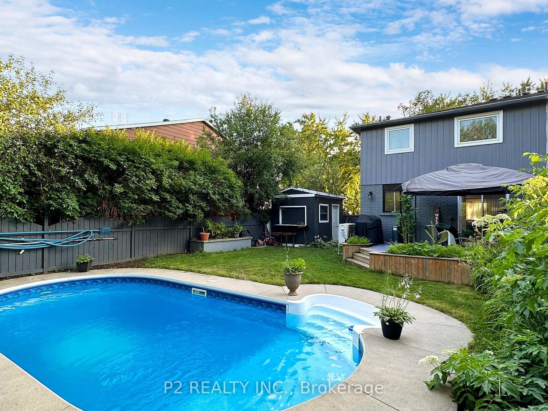 Photo 1 of 411 Rosedale Drive, Whitby, Downtown Whitby — HOMEH