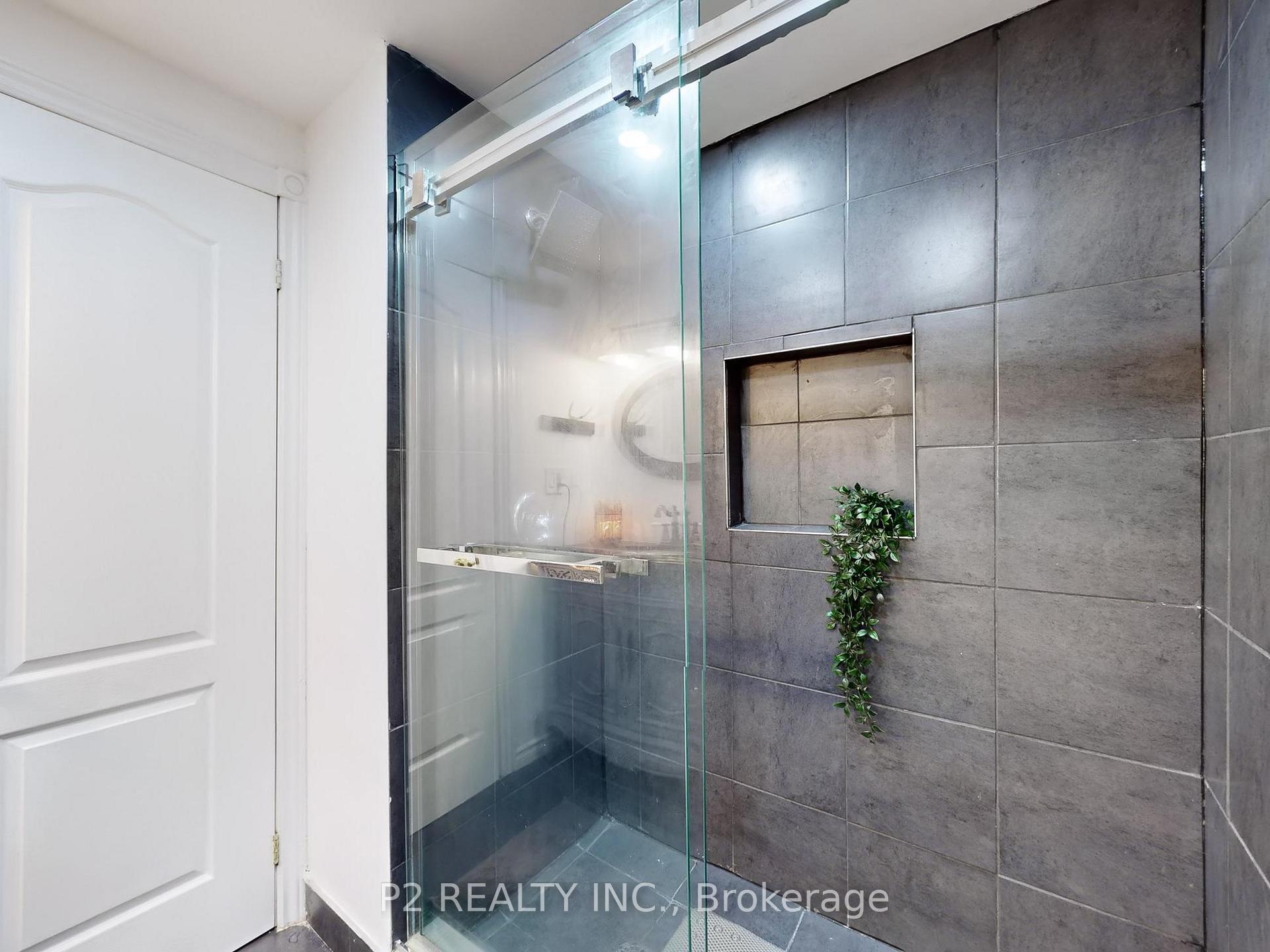 Photo 25 of 411 Rosedale Drive, Whitby, Downtown Whitby — HOMEH