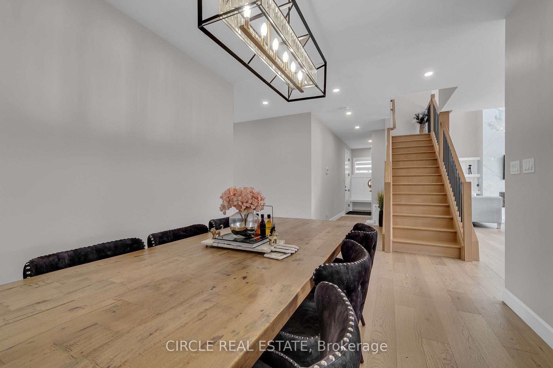 Photo 12 of 7116 Silver Creek Circle, London, South V — HOMEH