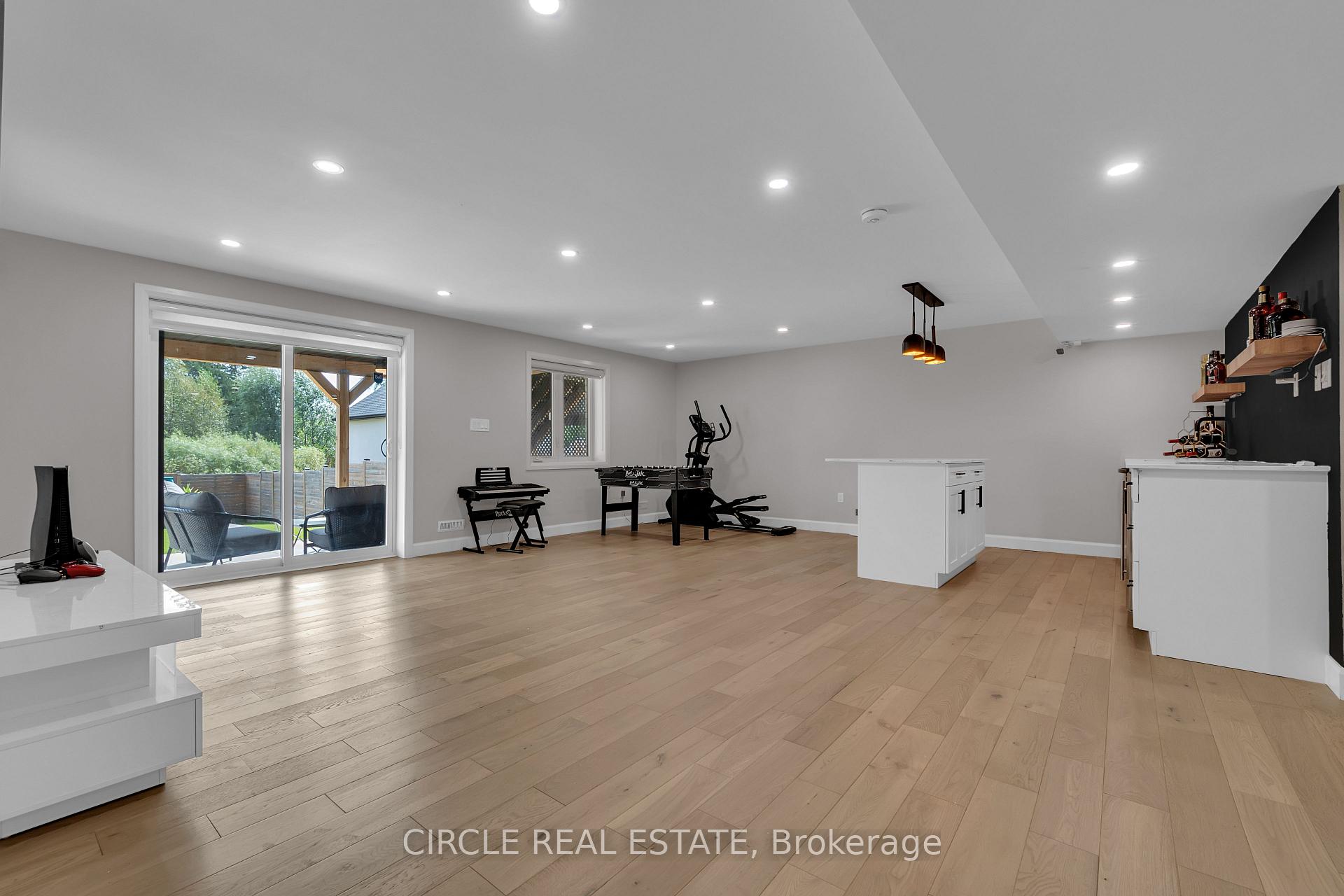 Photo 26 of 7116 Silver Creek Circle, London, South V — HOMEH