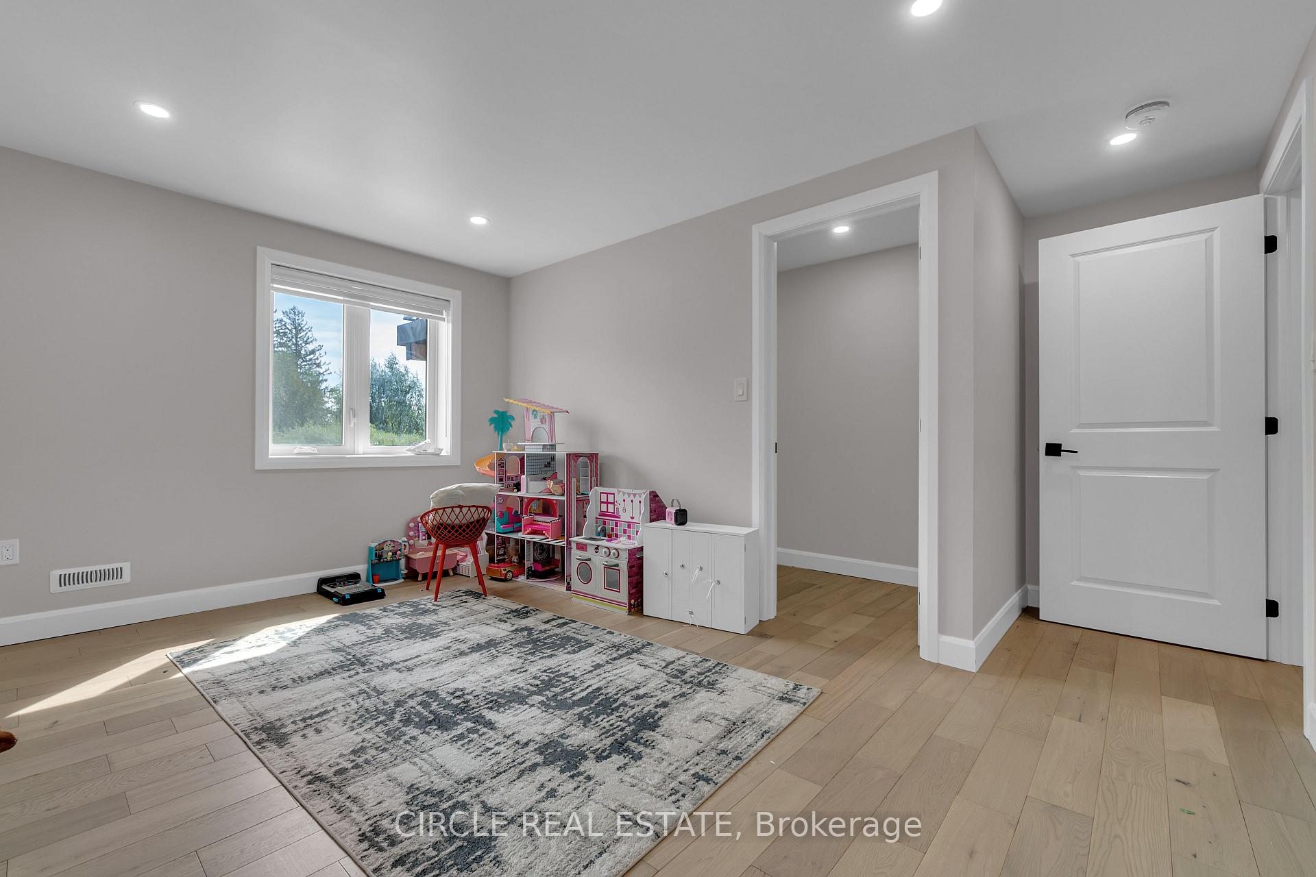 Photo 29 of 7116 Silver Creek Circle, London, South V — HOMEH
