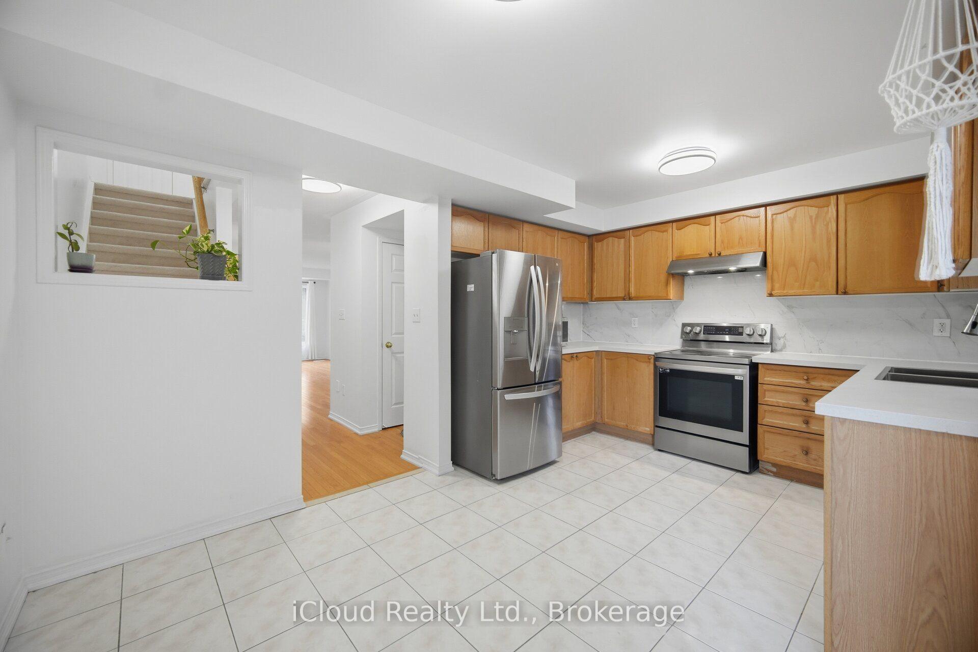 Photo 14 of Unit 24, 24 Oakins Lane, Ajax, Northwest Ajax — HOMEH