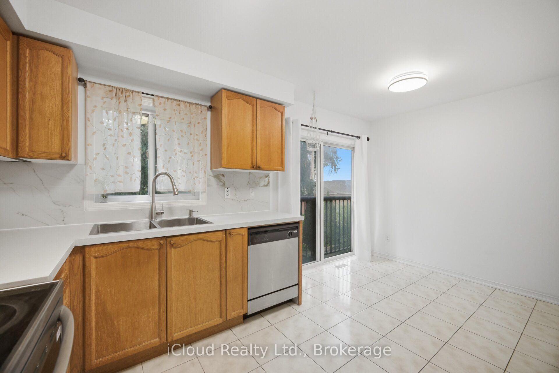 Photo 18 of Unit 24, 24 Oakins Lane, Ajax, Northwest Ajax — HOMEH