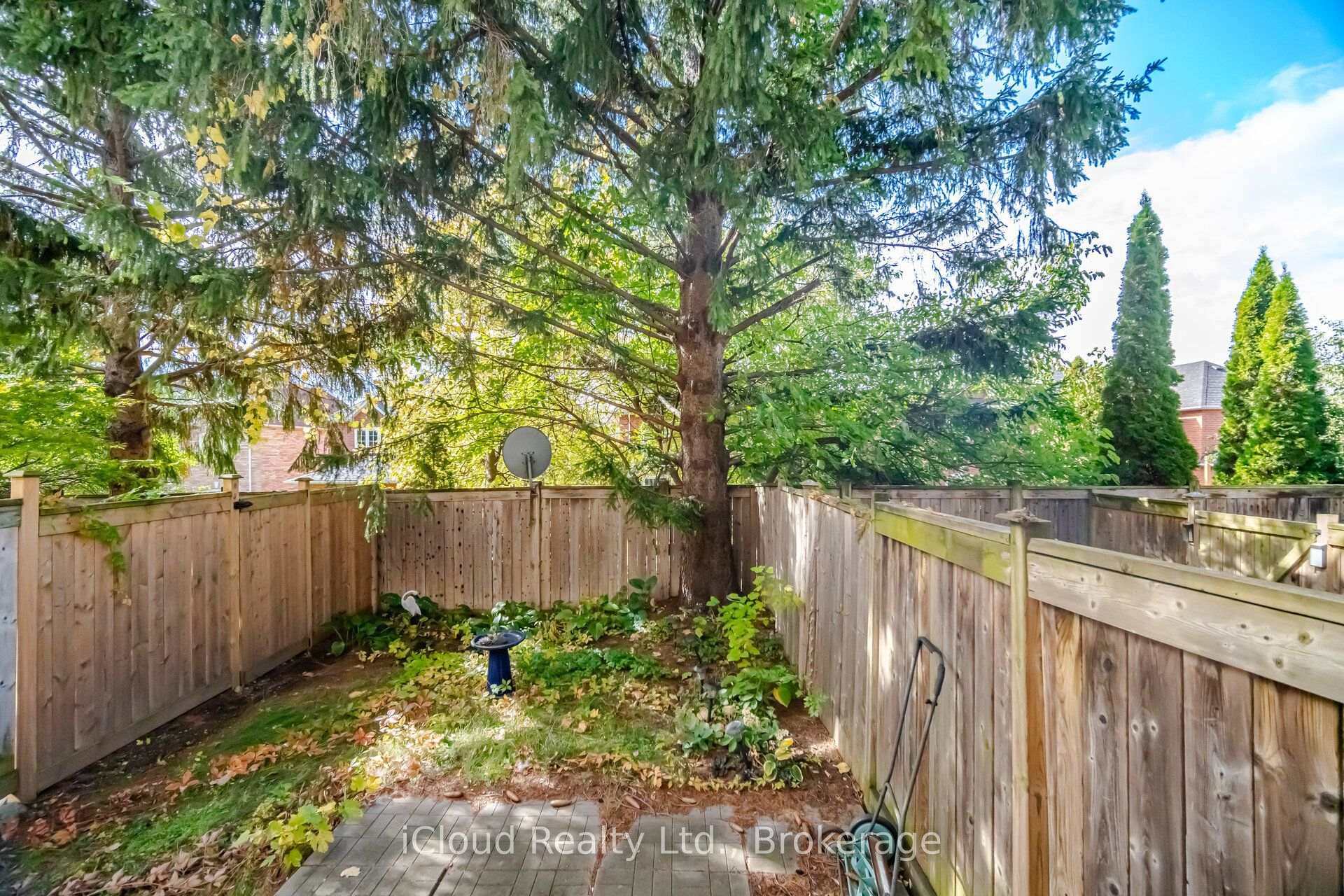 Photo 40 of Unit 24, 24 Oakins Lane, Ajax, Northwest Ajax — HOMEH