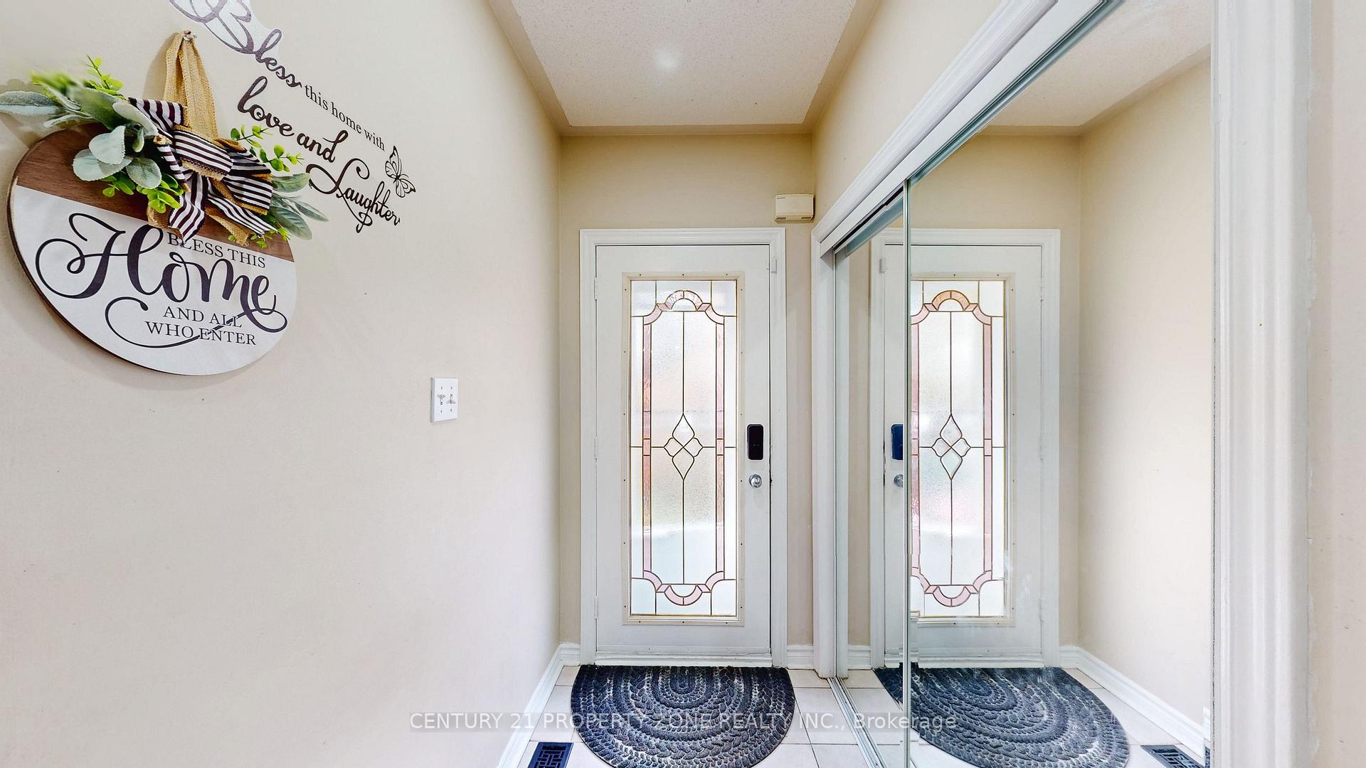 Photo 4 of 81 Clover Bloom Road, Brampton, Sandringham-Wellington — HOMEH