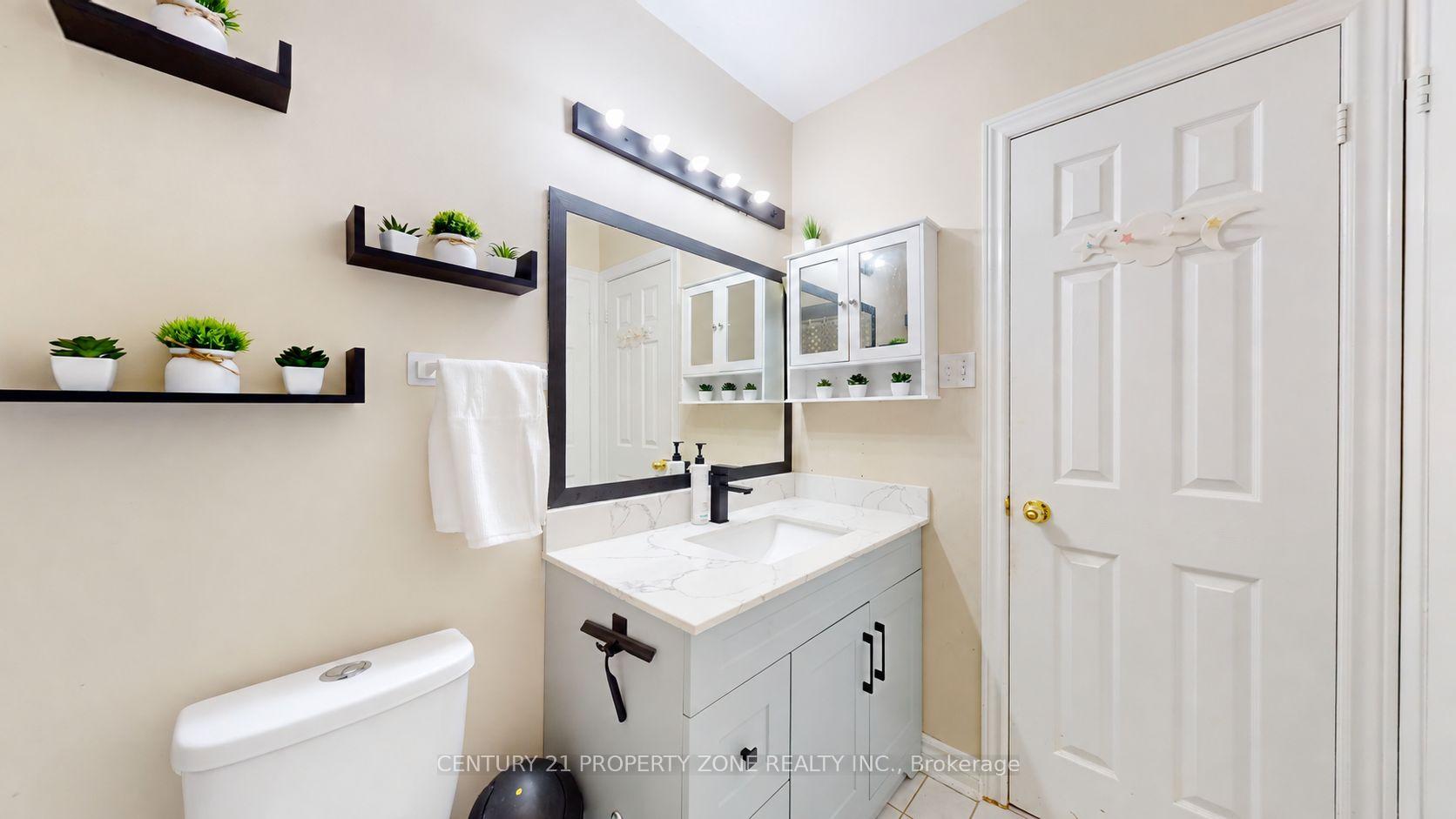 Photo 18 of 81 Clover Bloom Road, Brampton, Sandringham-Wellington — HOMEH