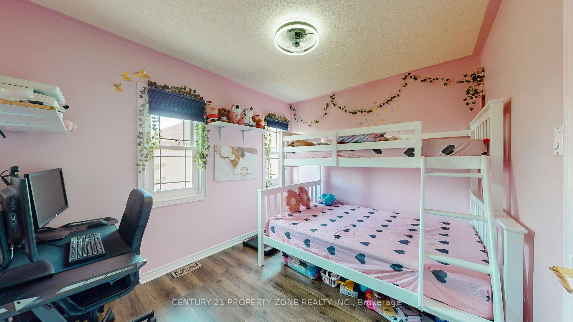 Photo 21 of 81 Clover Bloom Road, Brampton, Sandringham-Wellington — HOMEH