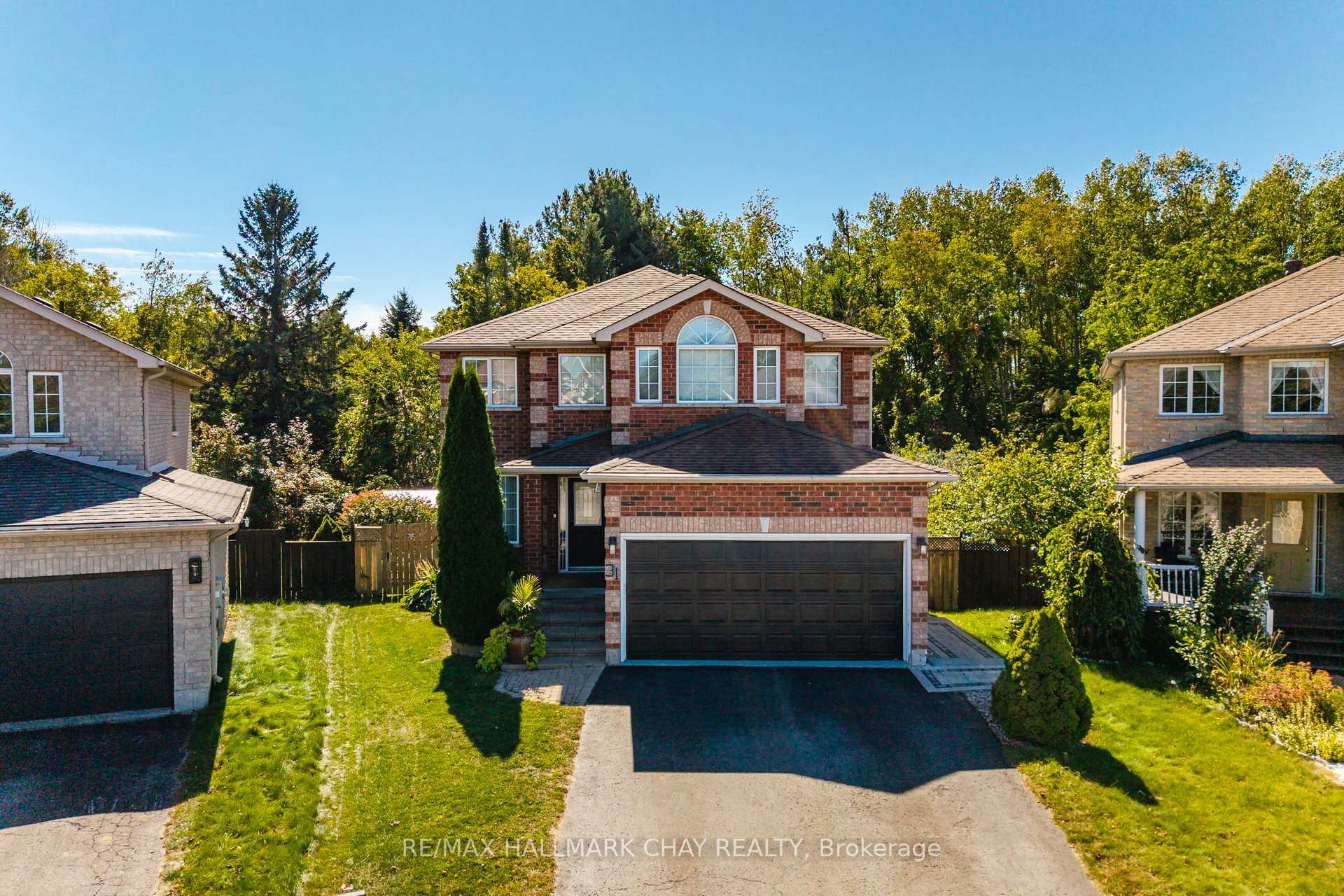 Photo 1 of 31 Mckenzie Crescent, Barrie, Ardagh — HOMEH