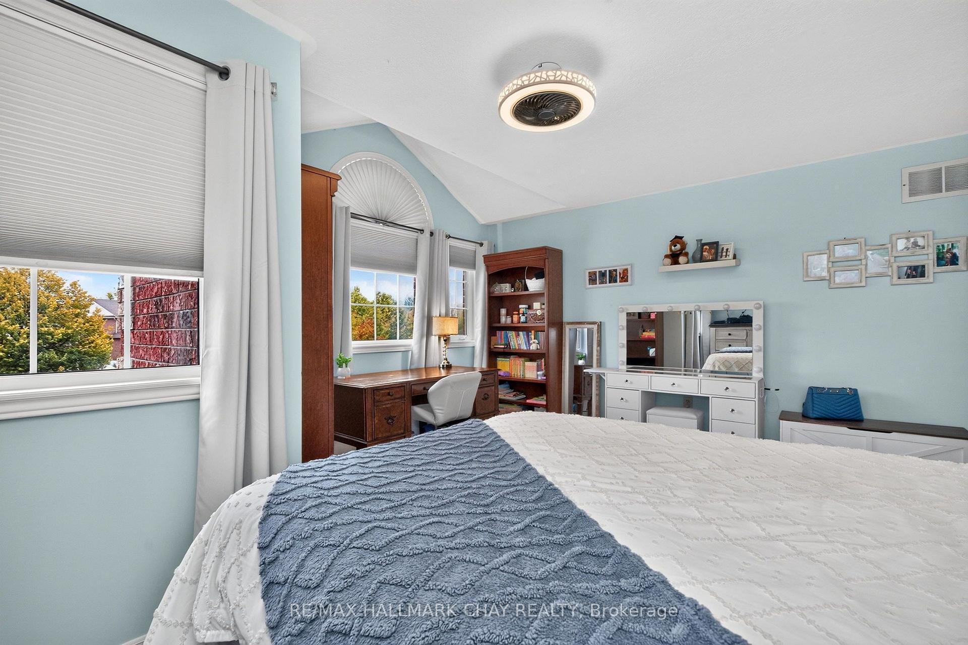 Photo 22 of 31 Mckenzie Crescent, Barrie, Ardagh — HOMEH