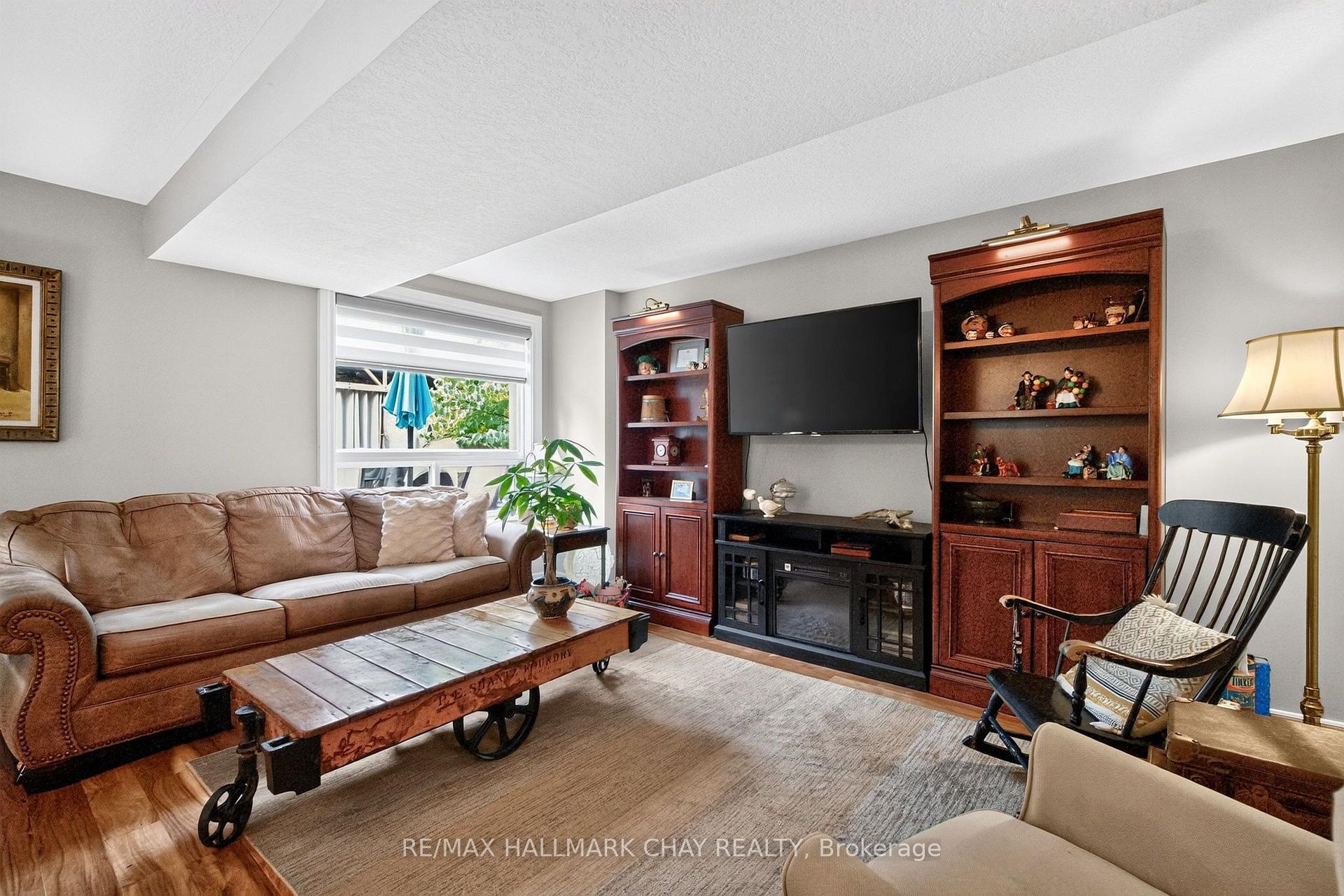 Photo 28 of 31 Mckenzie Crescent, Barrie, Ardagh — HOMEH
