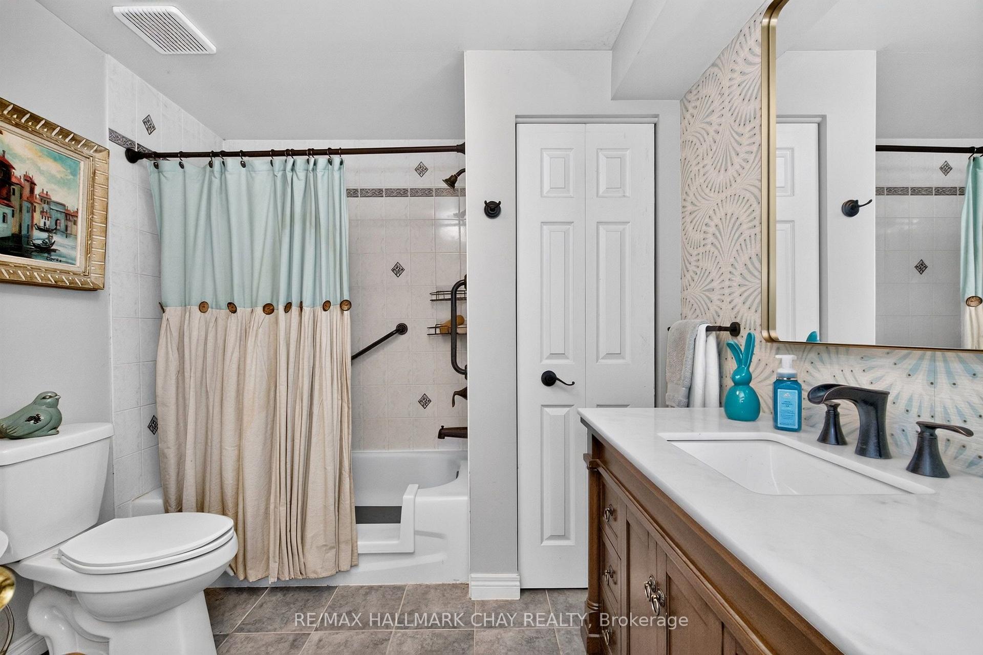 Photo 33 of 31 Mckenzie Crescent, Barrie, Ardagh — HOMEH