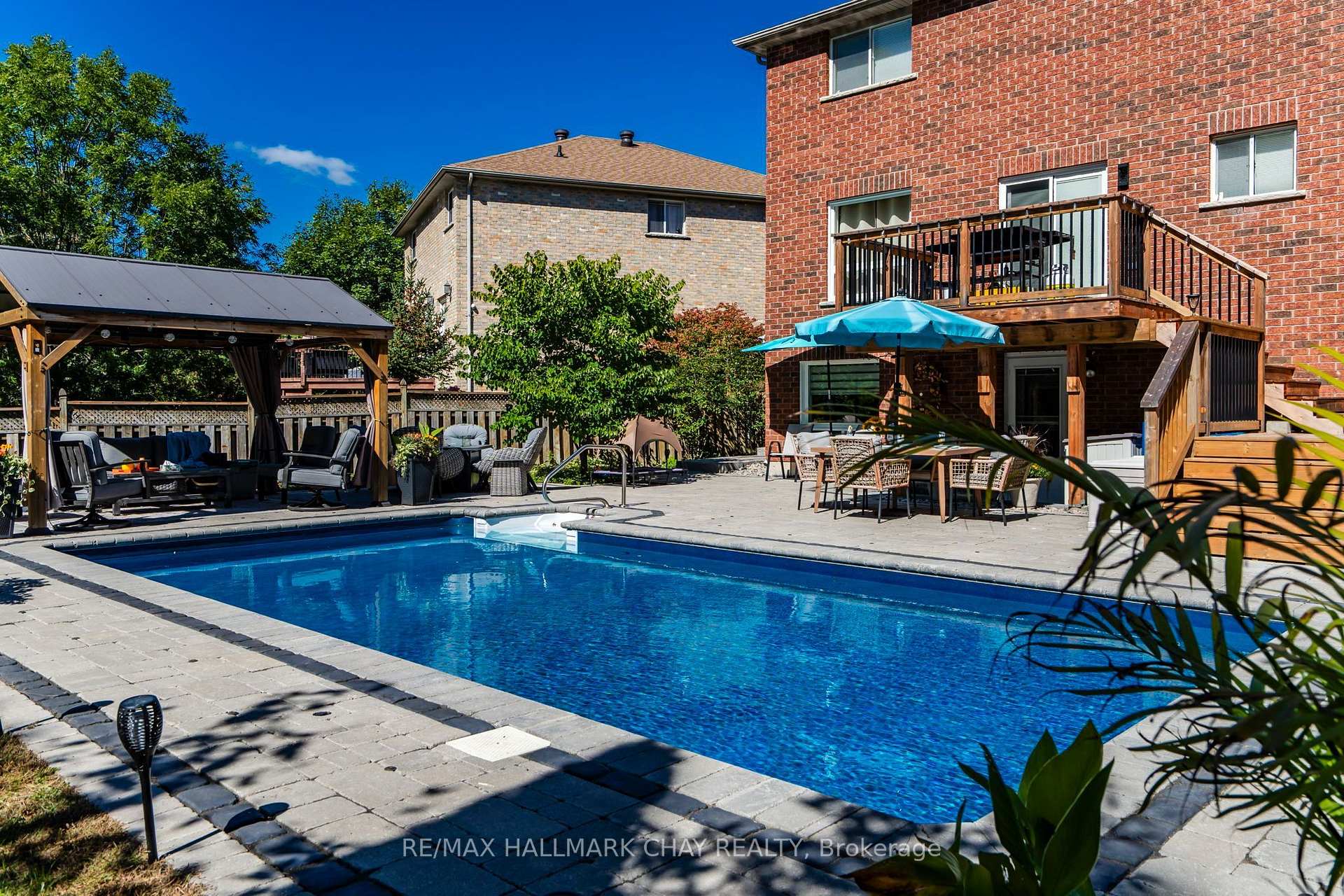 Photo 43 of 31 Mckenzie Crescent, Barrie, Ardagh — HOMEH