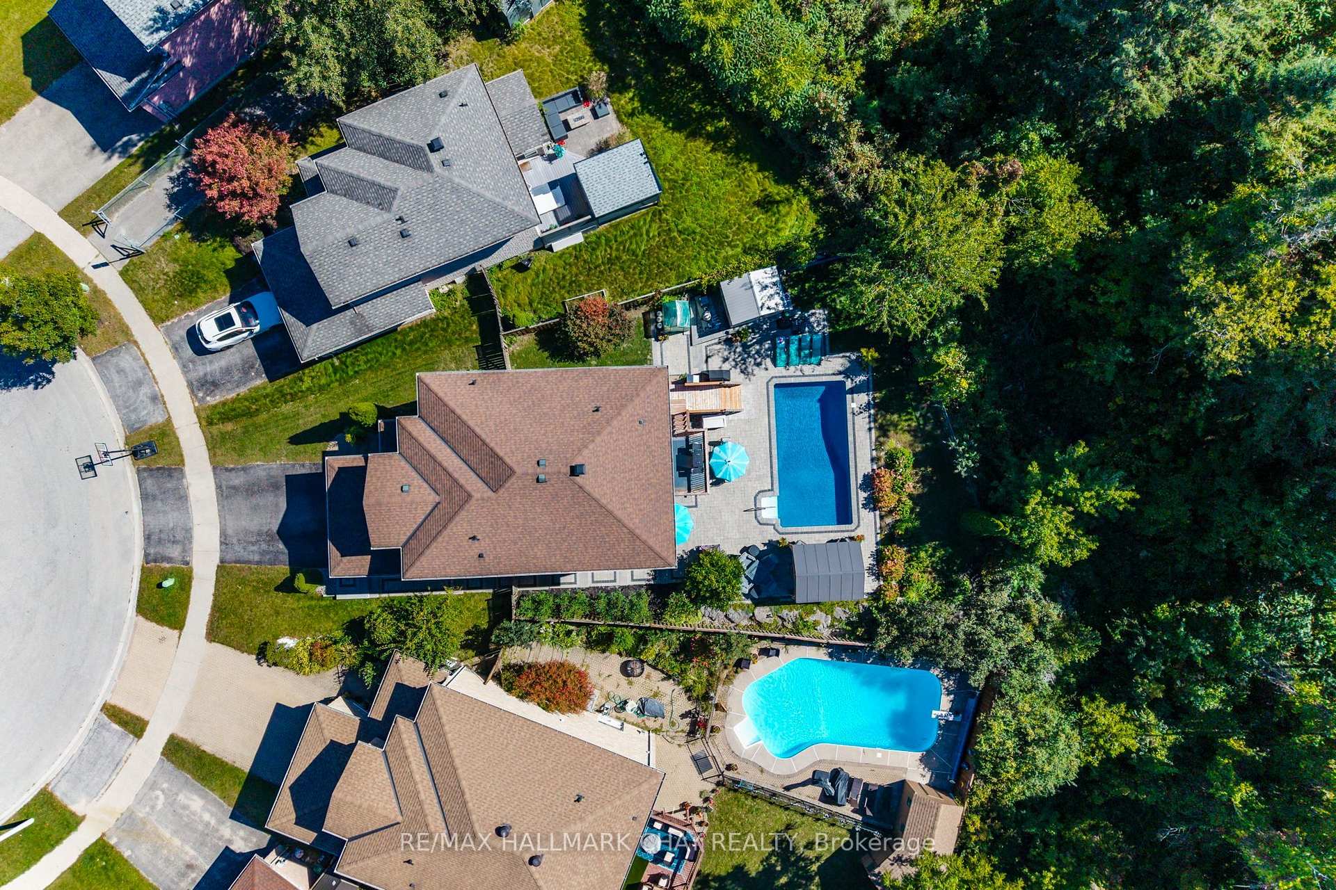 Photo 46 of 31 Mckenzie Crescent, Barrie, Ardagh — HOMEH